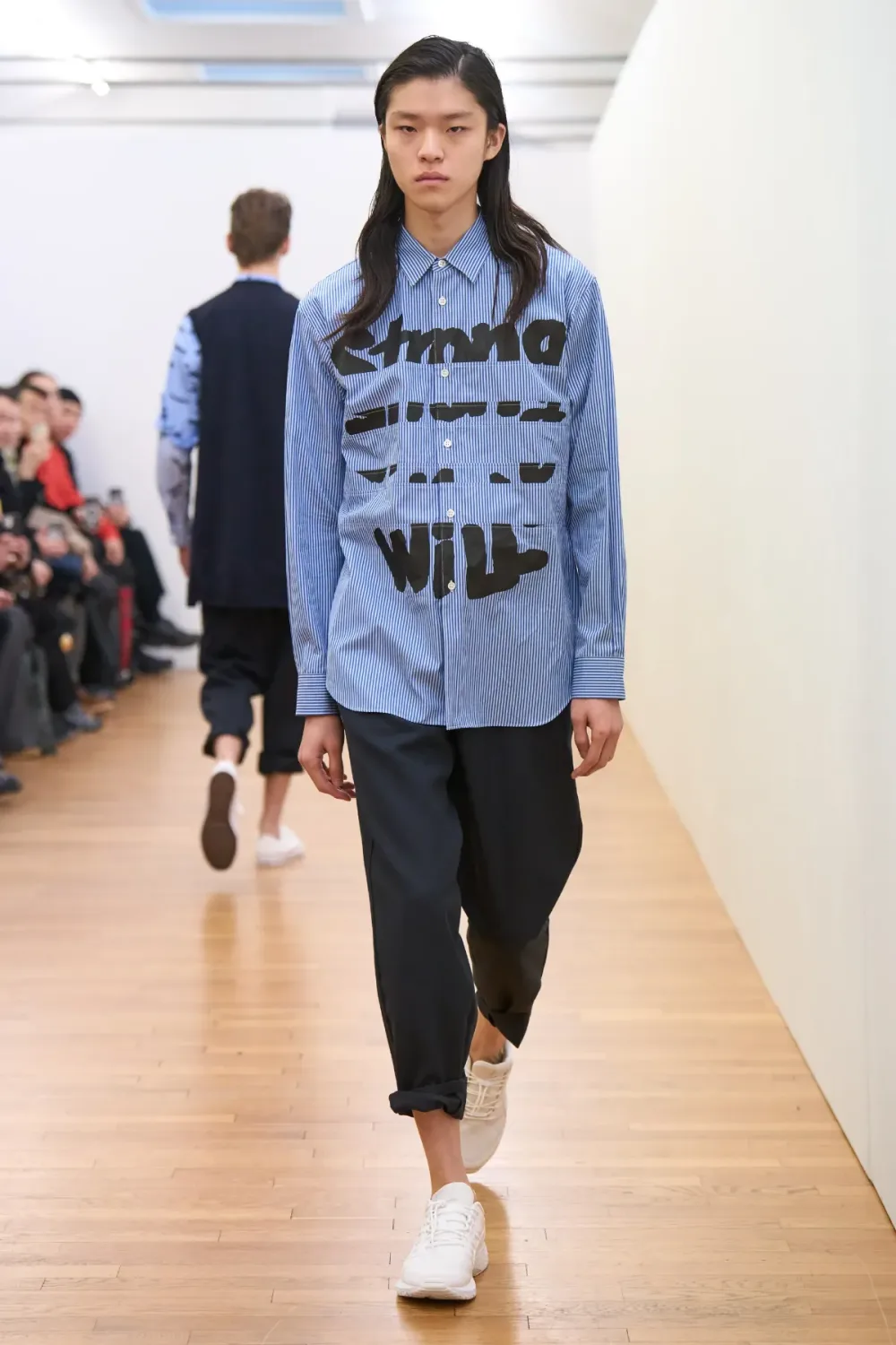 コムデギャルソンシャツ 2024年秋冬 LOOK 33