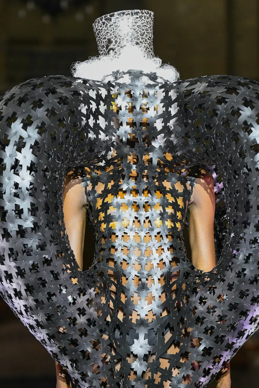 ノワールケイニノミヤ 2023年春夏 LOOK 1 / VIEW 2
