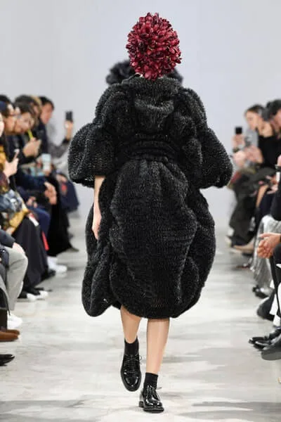 ノワールケイニノミヤ 2018秋冬 LOOK 33