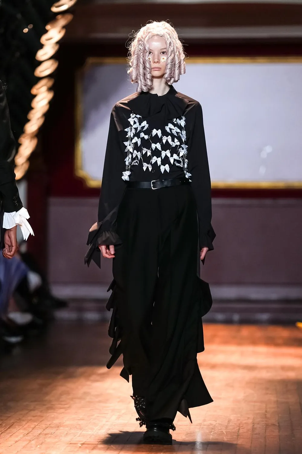 ノワールケイニノミヤ 2027年春夏 LOOK 8