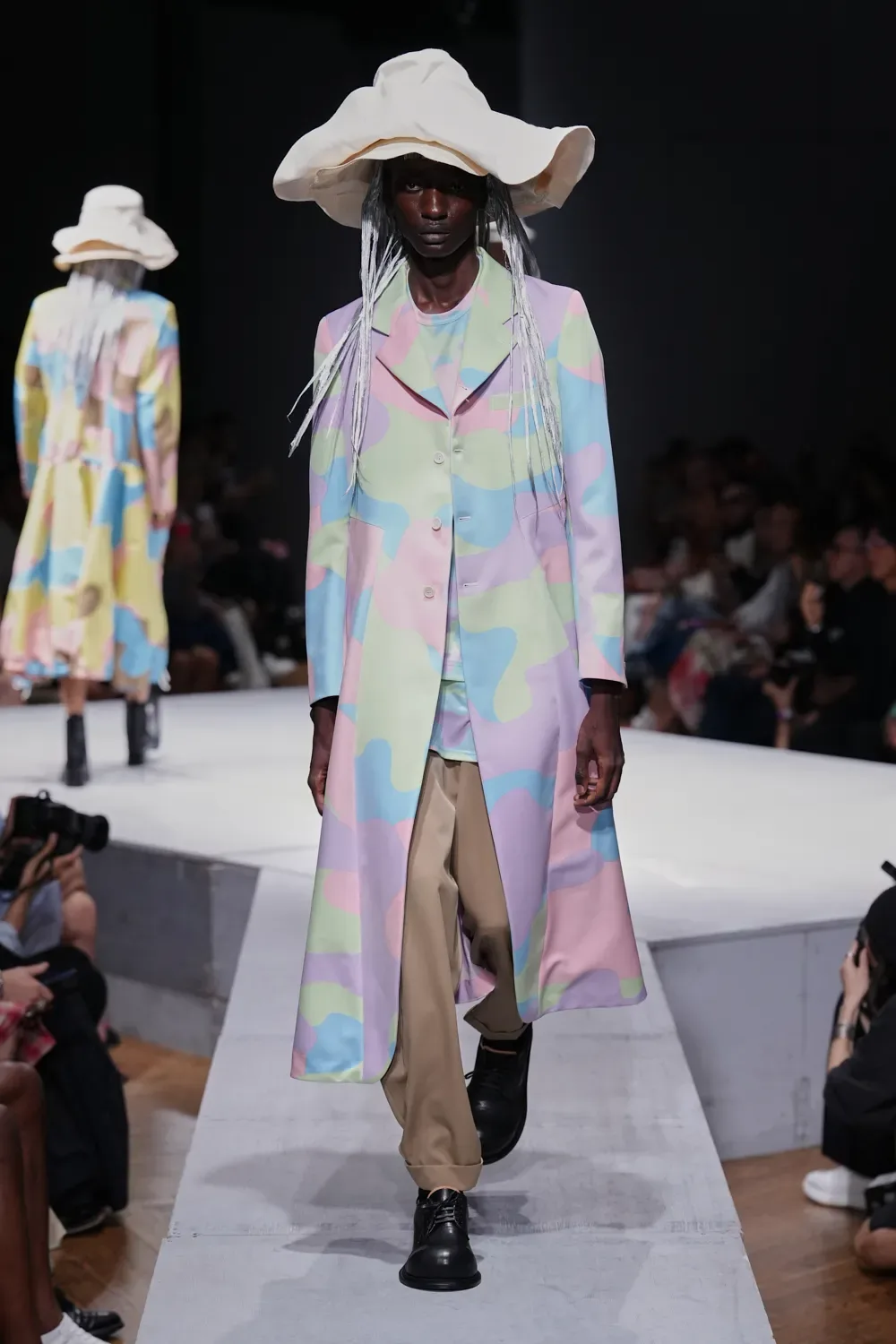 コムデギャルソンオムプリュス 2027年春夏 LOOK 10