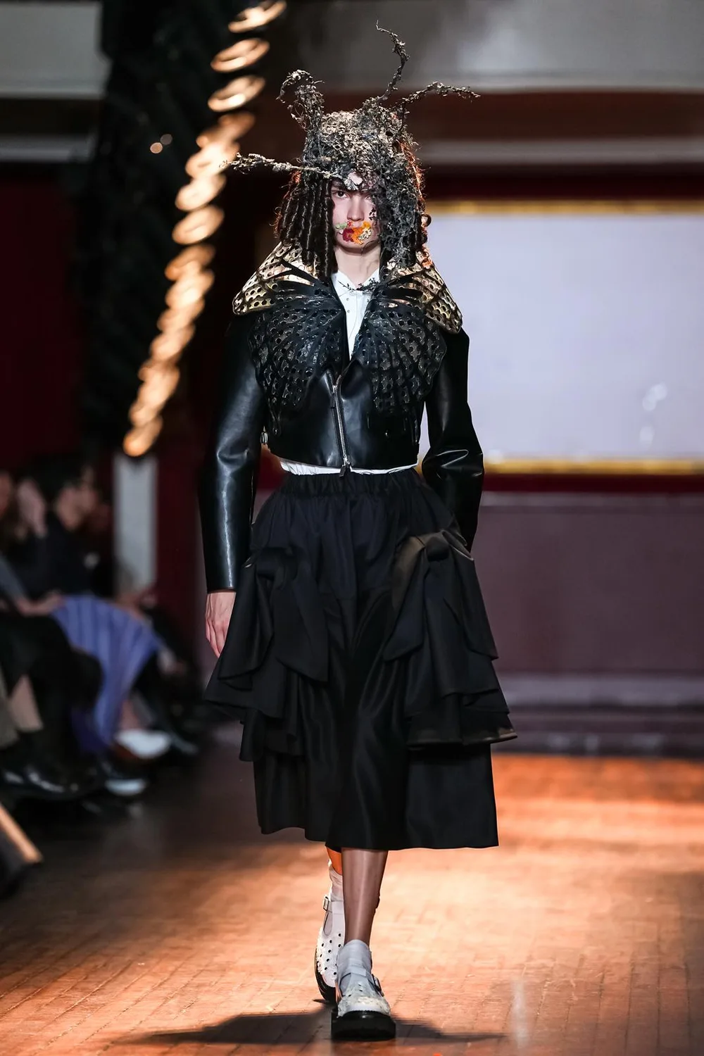ノワールケイニノミヤ 2027年春夏 LOOK 18