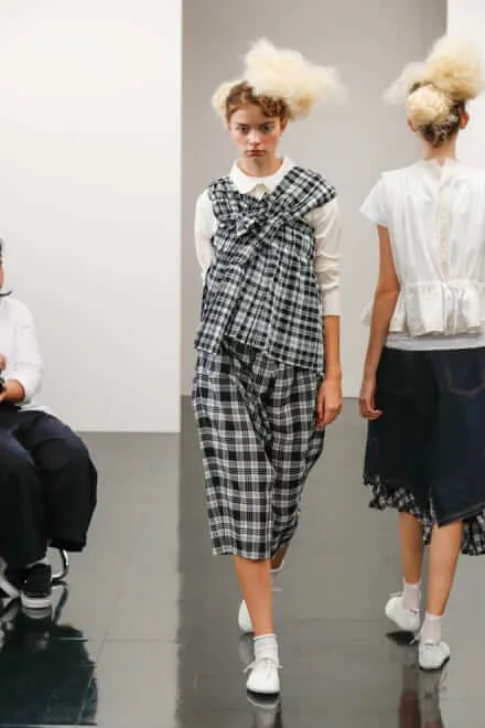 トリココムデギャルソン 2018春夏 LOOK 25