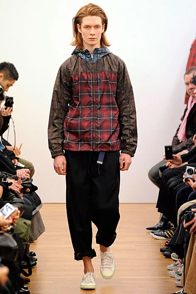 コムデギャルソンシャツ 2010秋冬 LOOK 14