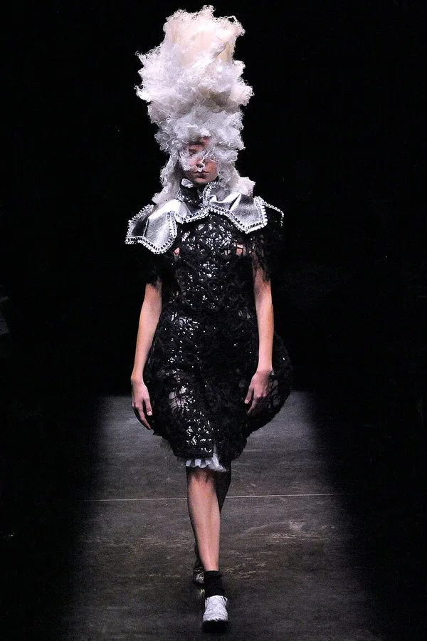 コムデギャルソン 2009春夏 LOOK 10