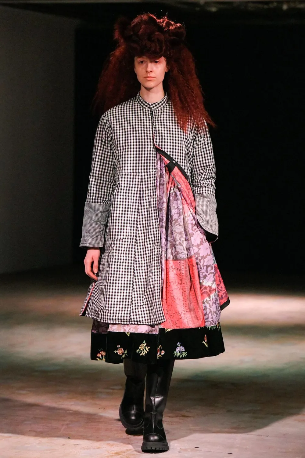 タオ 2022年秋冬 LOOK 12