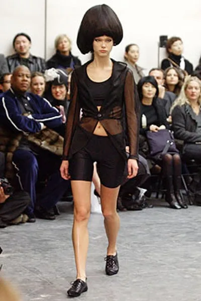 JUNYA WATANABE 2004 SSの同シーズン掲載写真。