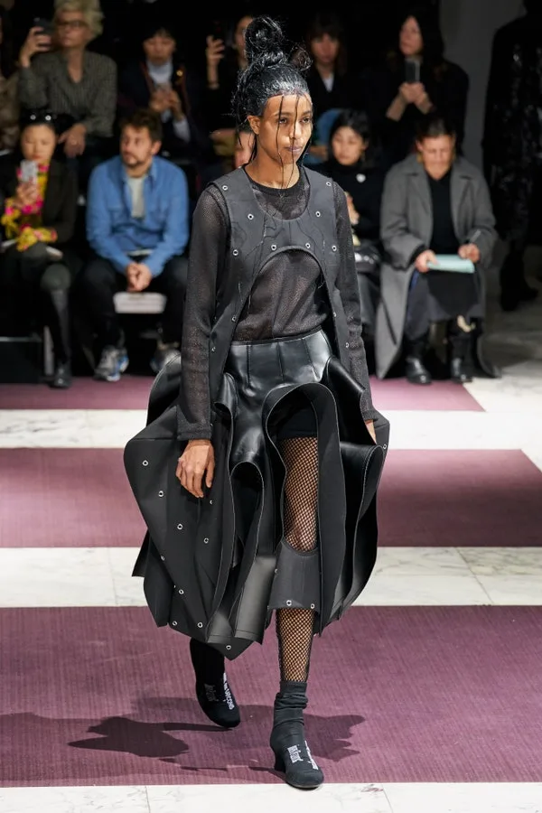 コムデギャルソン 2019秋冬 LOOK 6