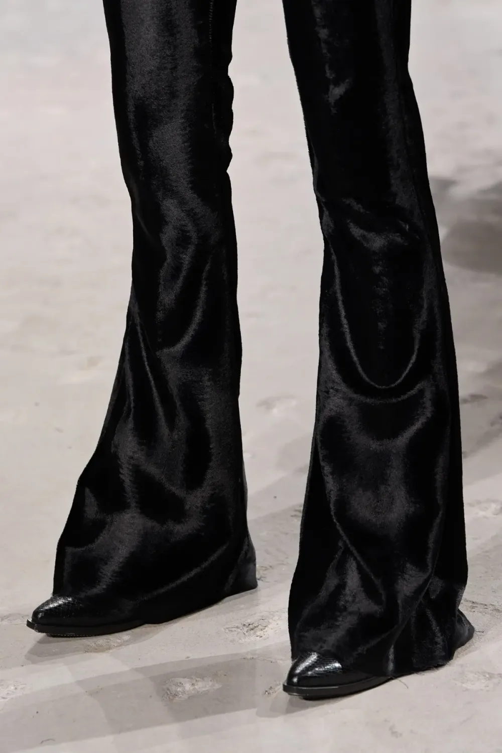 ジュンヤワタナベ 2025年秋冬 LOOK 19 / VIEW 4