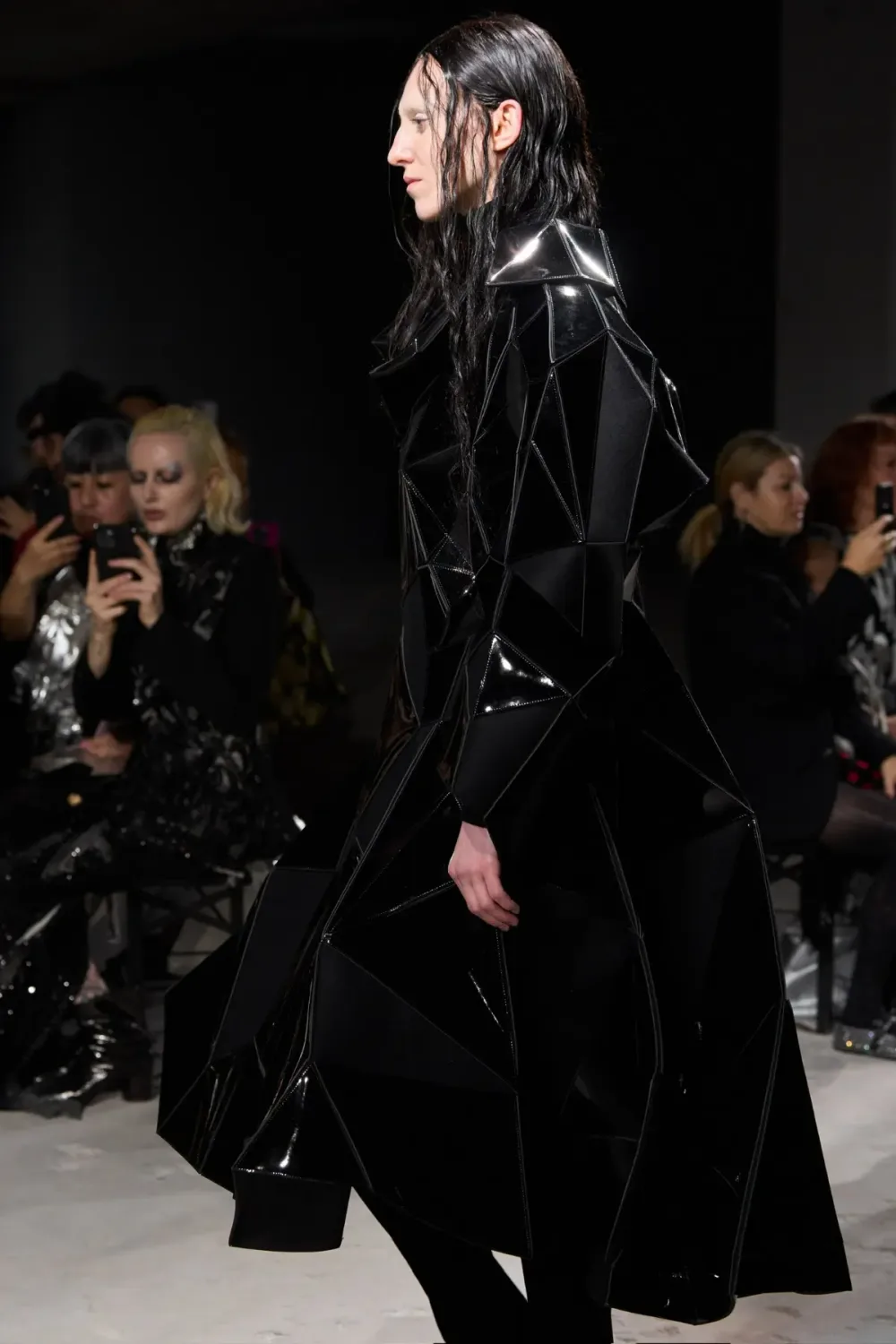 ジュンヤワタナベ 2025年秋冬 LOOK 34 / VIEW 4