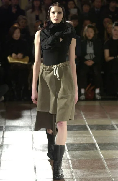 コムデギャルソン 2003秋冬 LOOK 14