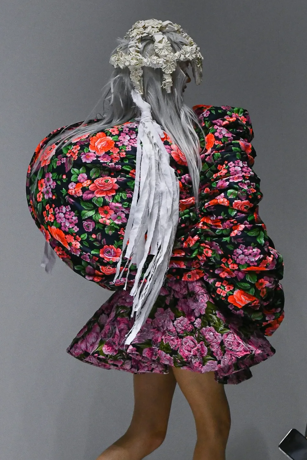 コムデギャルソン 2023年春夏 LOOK 16 / VIEW 4