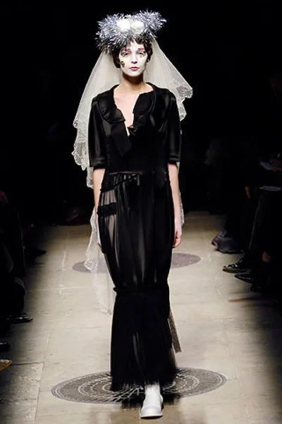 コムデギャルソン 2005秋冬 LOOK 30