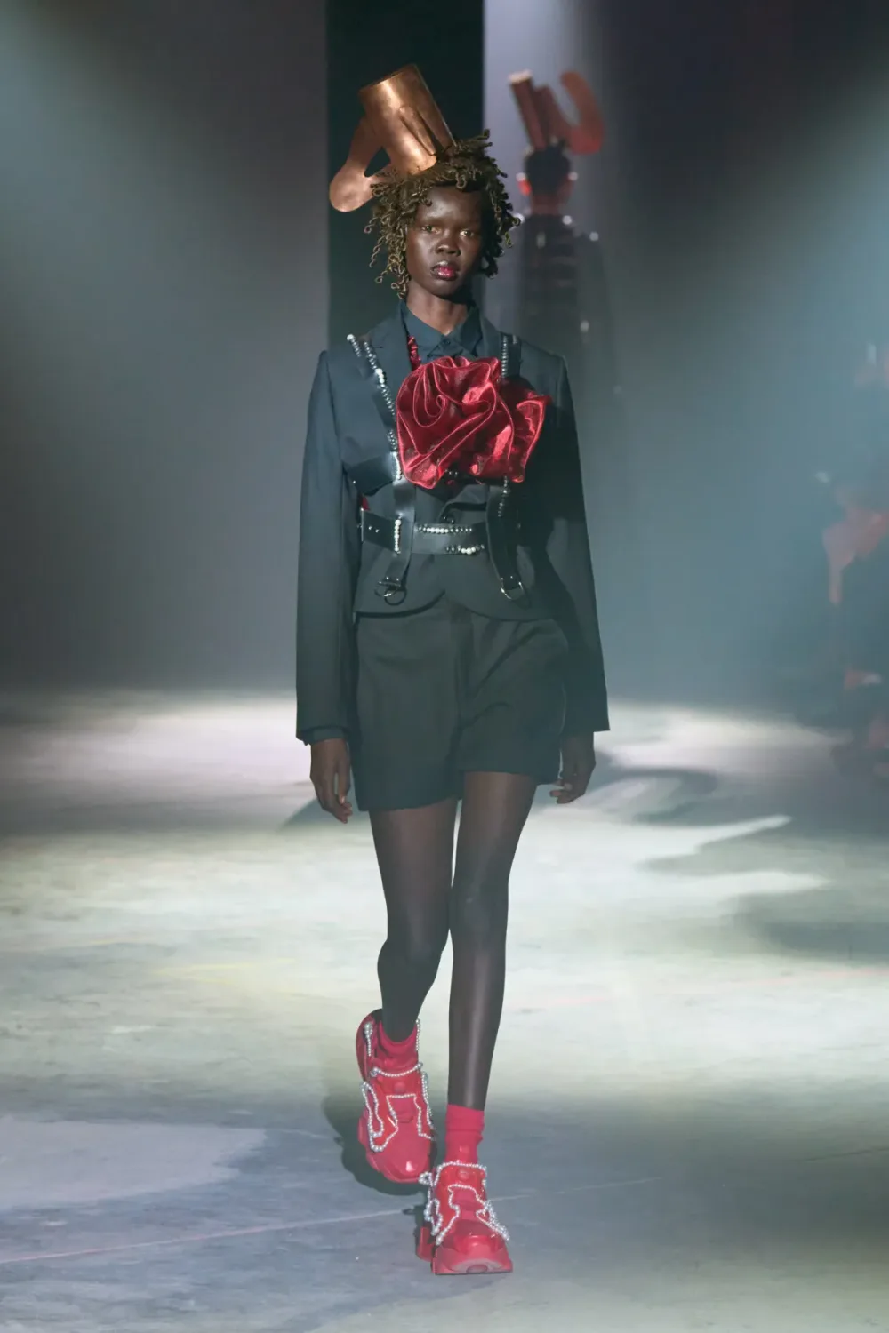 ノワールケイニノミヤ 2025年春夏 LOOK 22