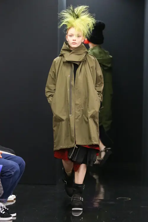トリコ・コムデギャルソン 2013年秋冬 LOOK 37