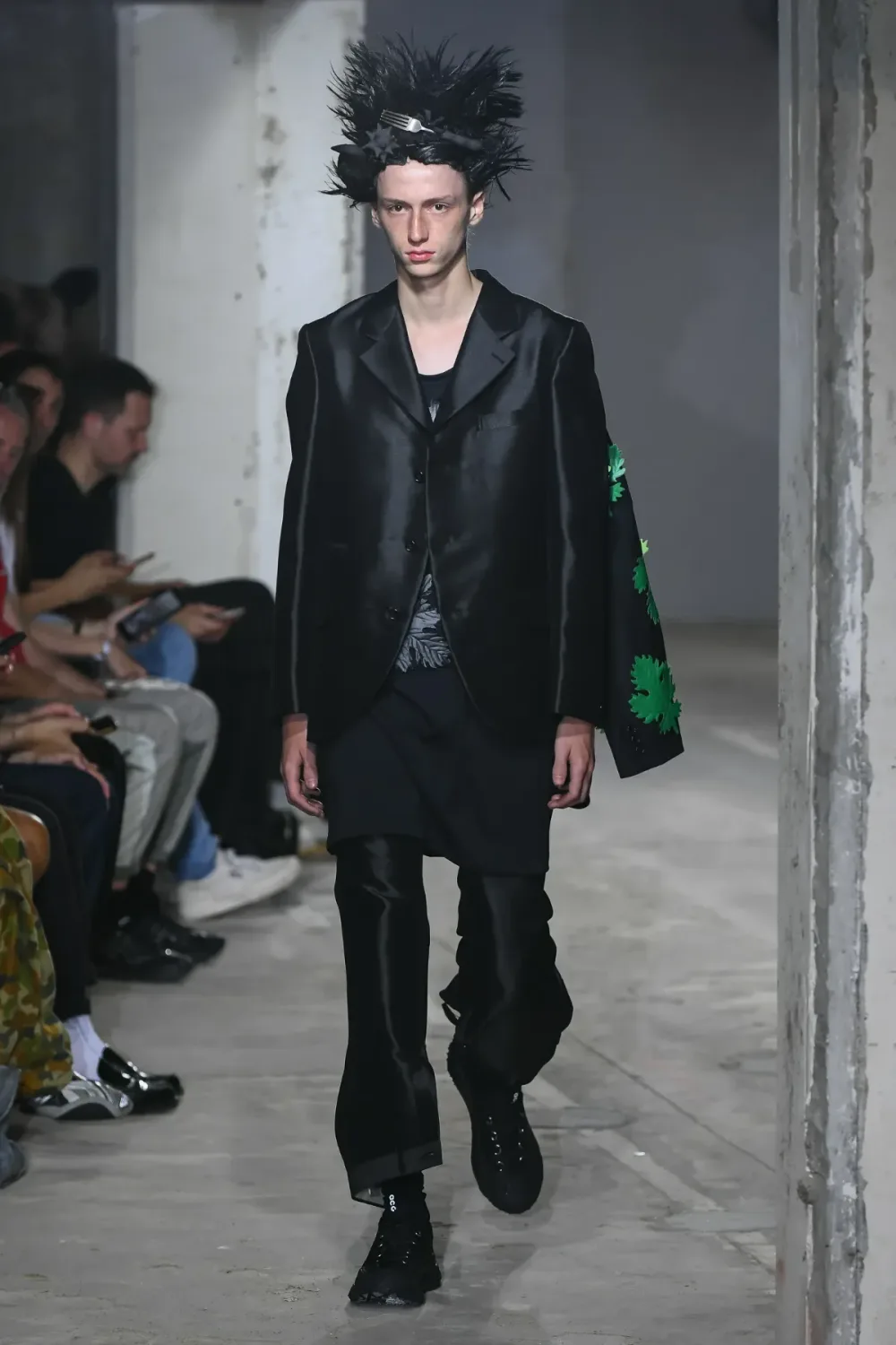 コムデギャルソンオムプリュス 2024年春夏 LOOK 12
