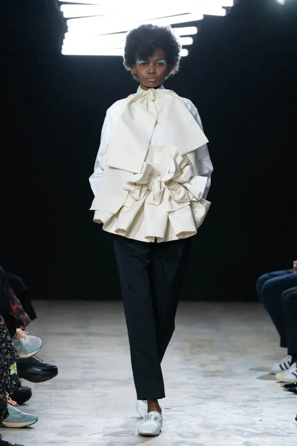 タオ 2023年春夏 LOOK 13