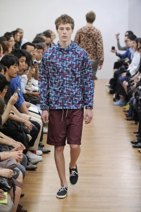 コムデギャルソンシャツ 2010春夏 LOOK 15