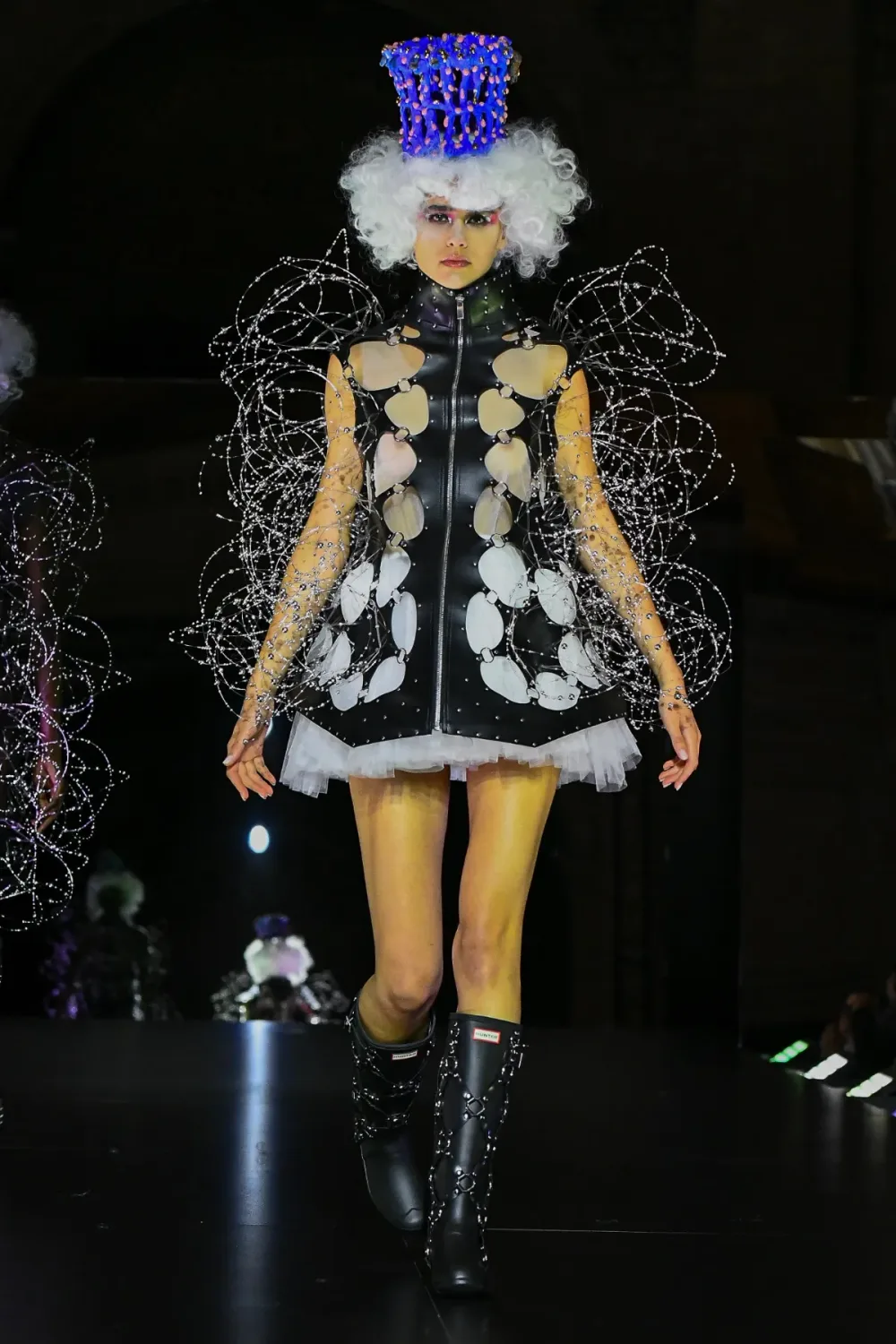 ノワールケイニノミヤ 2023年春夏 LOOK 24