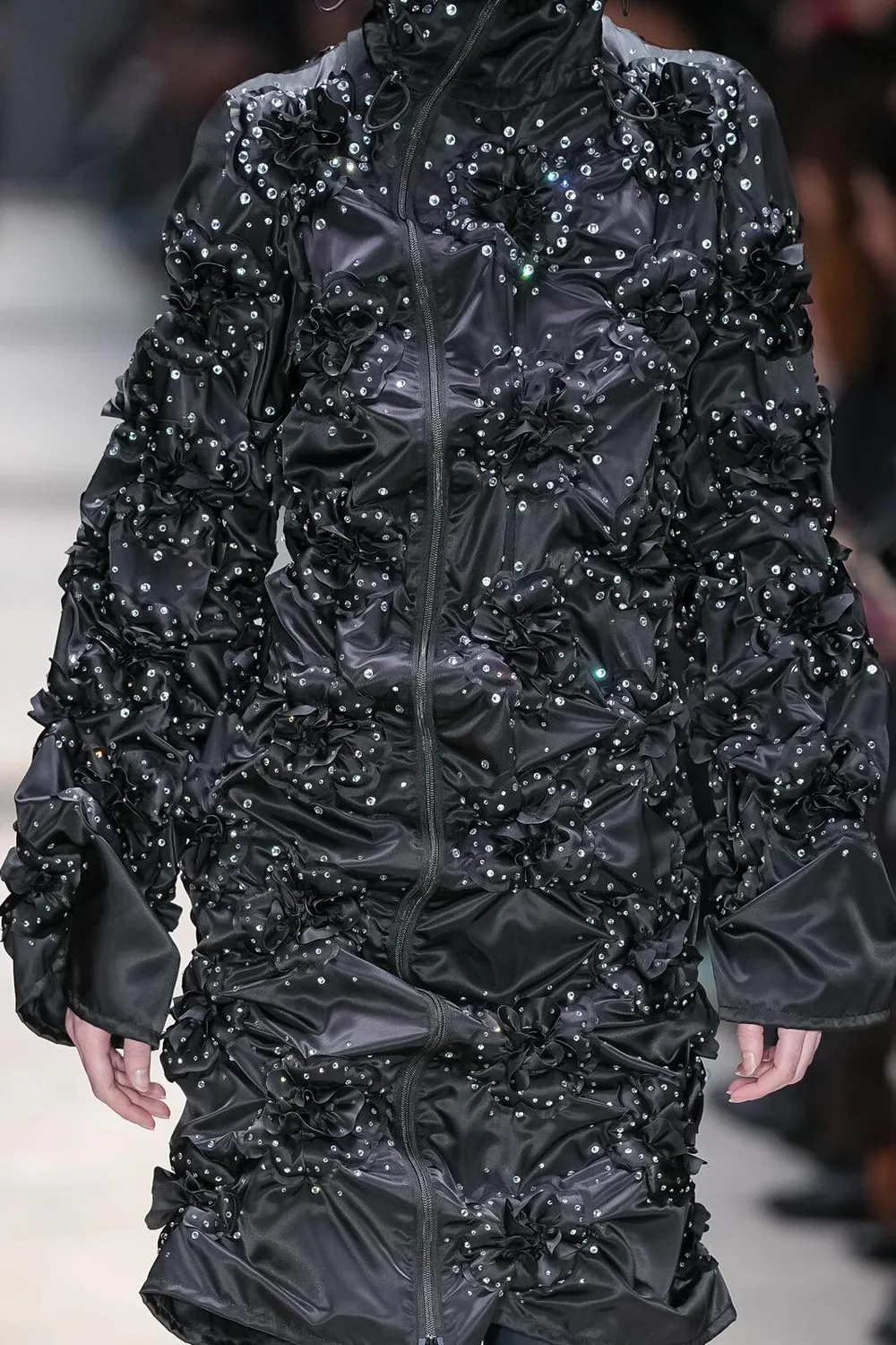 ノワールケイニノミヤ 2026年秋冬 LOOK 14 / VIEW 2