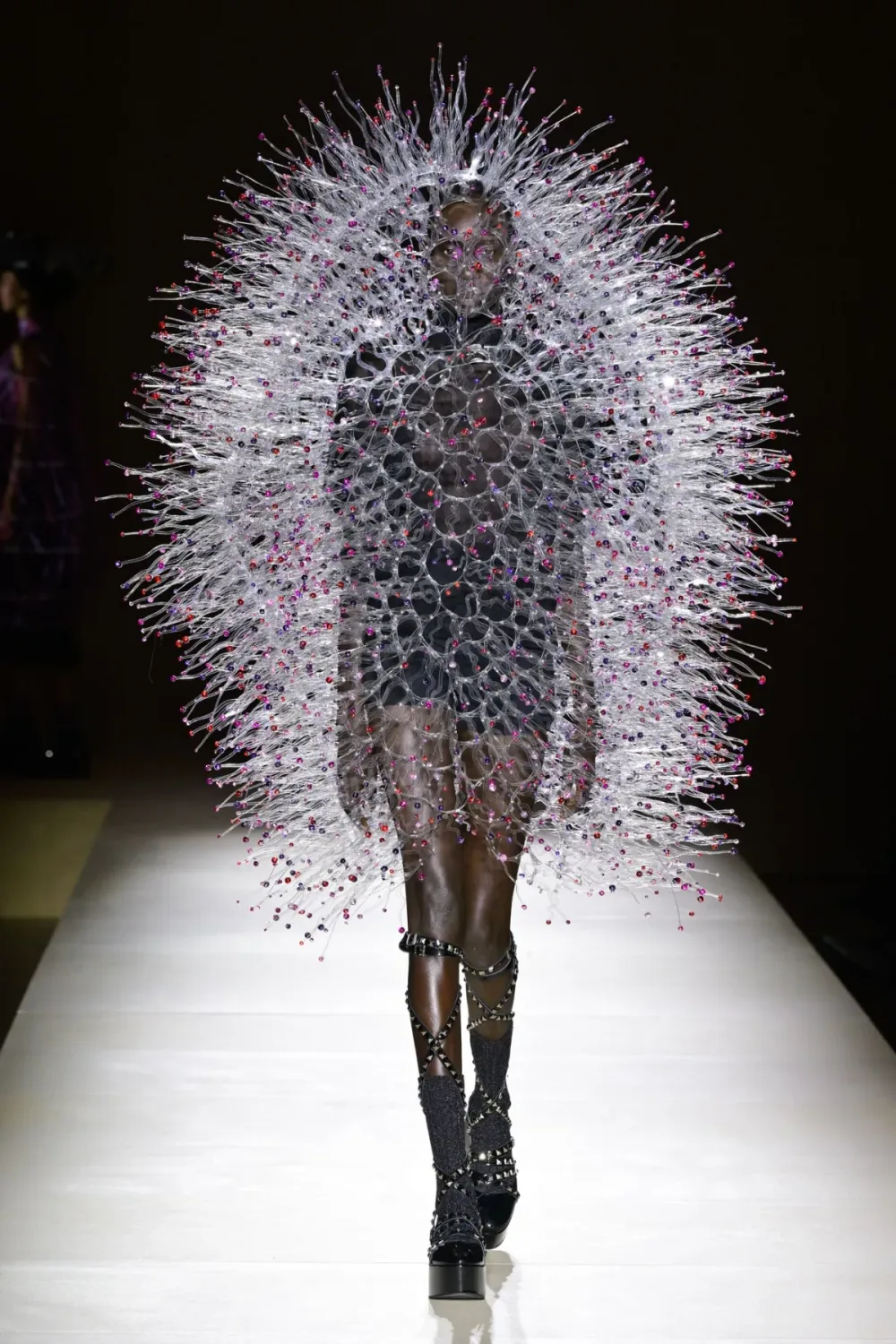 ノワールケイニノミヤ 2023年秋冬 LOOK 27