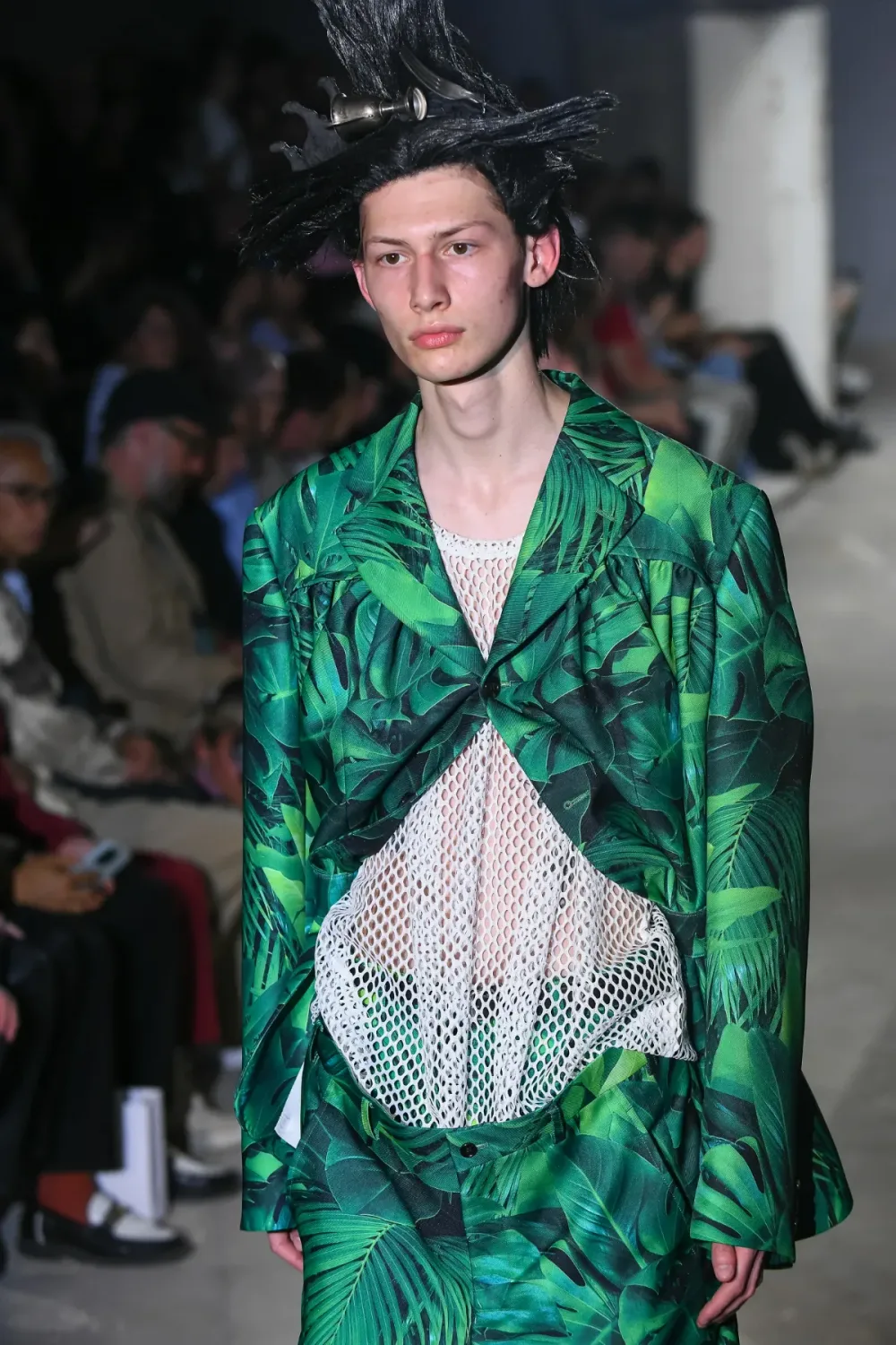 コムデギャルソンオムプリュス 2024年春夏 LOOK 9 / VIEW 2