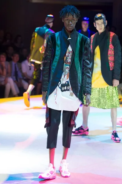 コムデギャルソンオムプリュス 2018春夏 LOOK 8