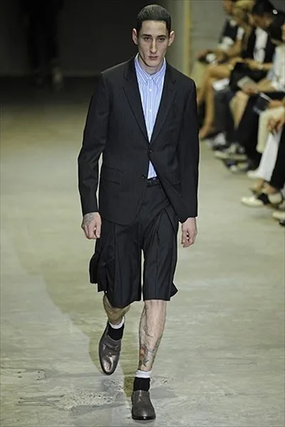 コムデギャルソンオムプリュス 2011春夏 LOOK 31