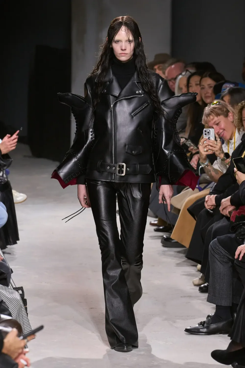 ジュンヤワタナベ 2025年秋冬 LOOK 9