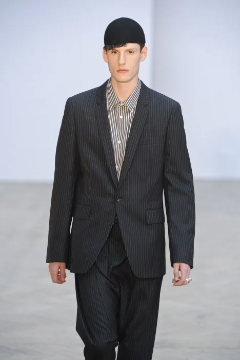 コムデギャルソンオムプリュス 2010春夏 LOOK 19 / VIEW 2