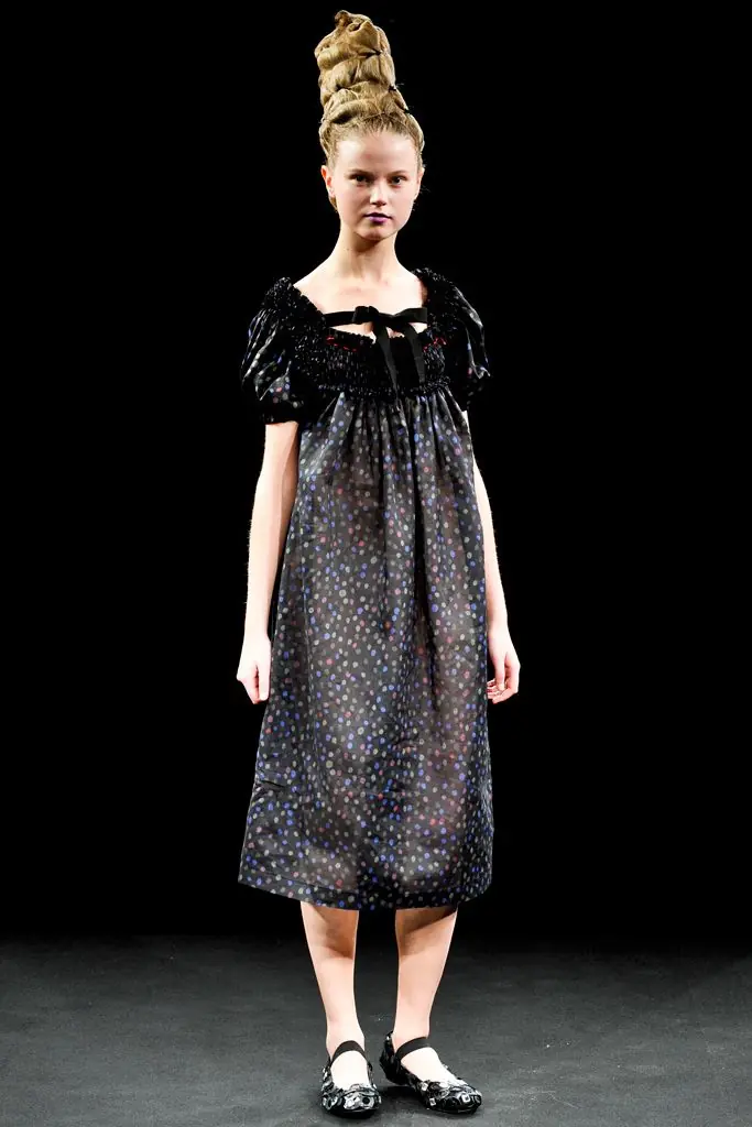 タオ 2011年春夏 LOOK 22
