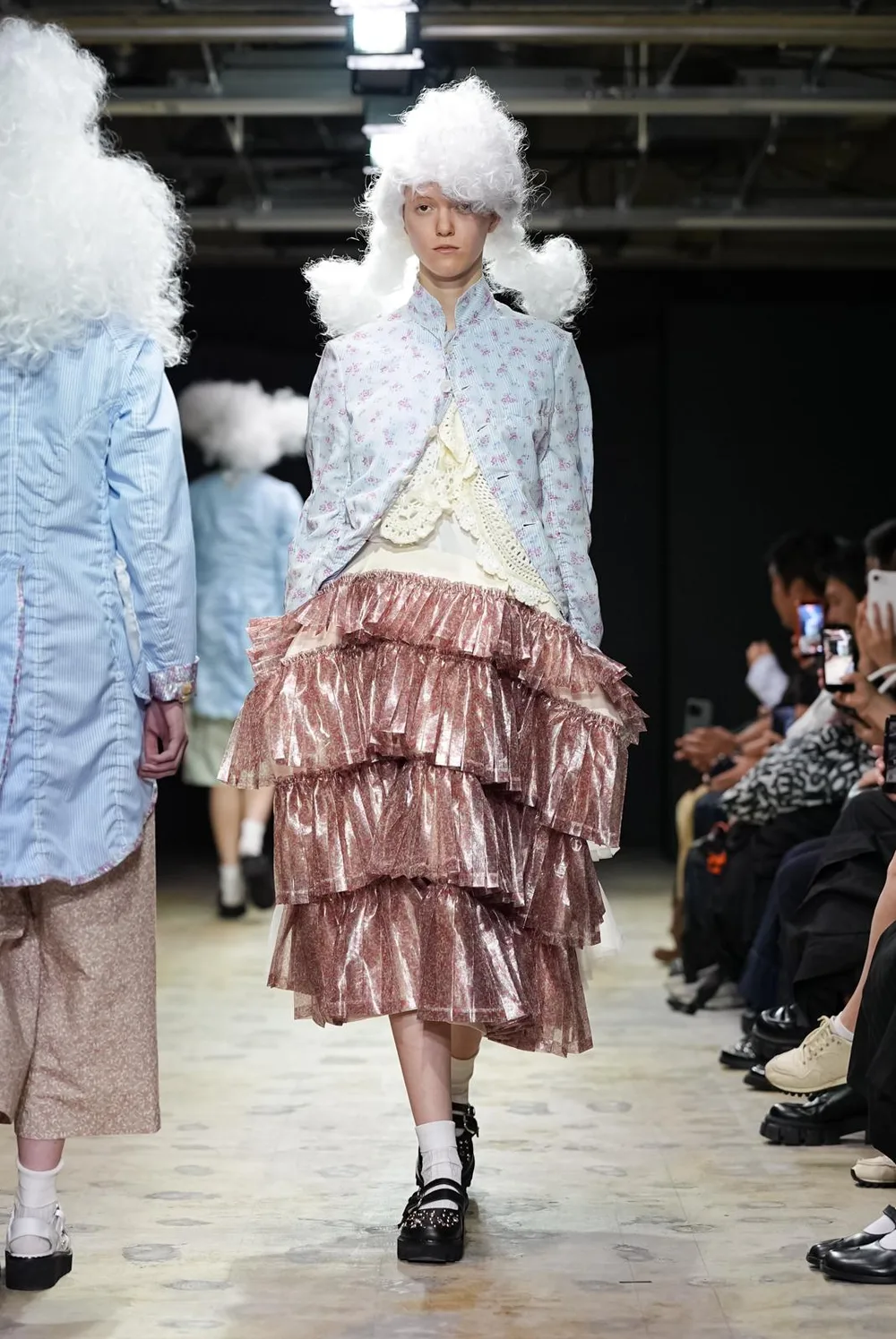 タオ 2027年春夏 LOOK 25