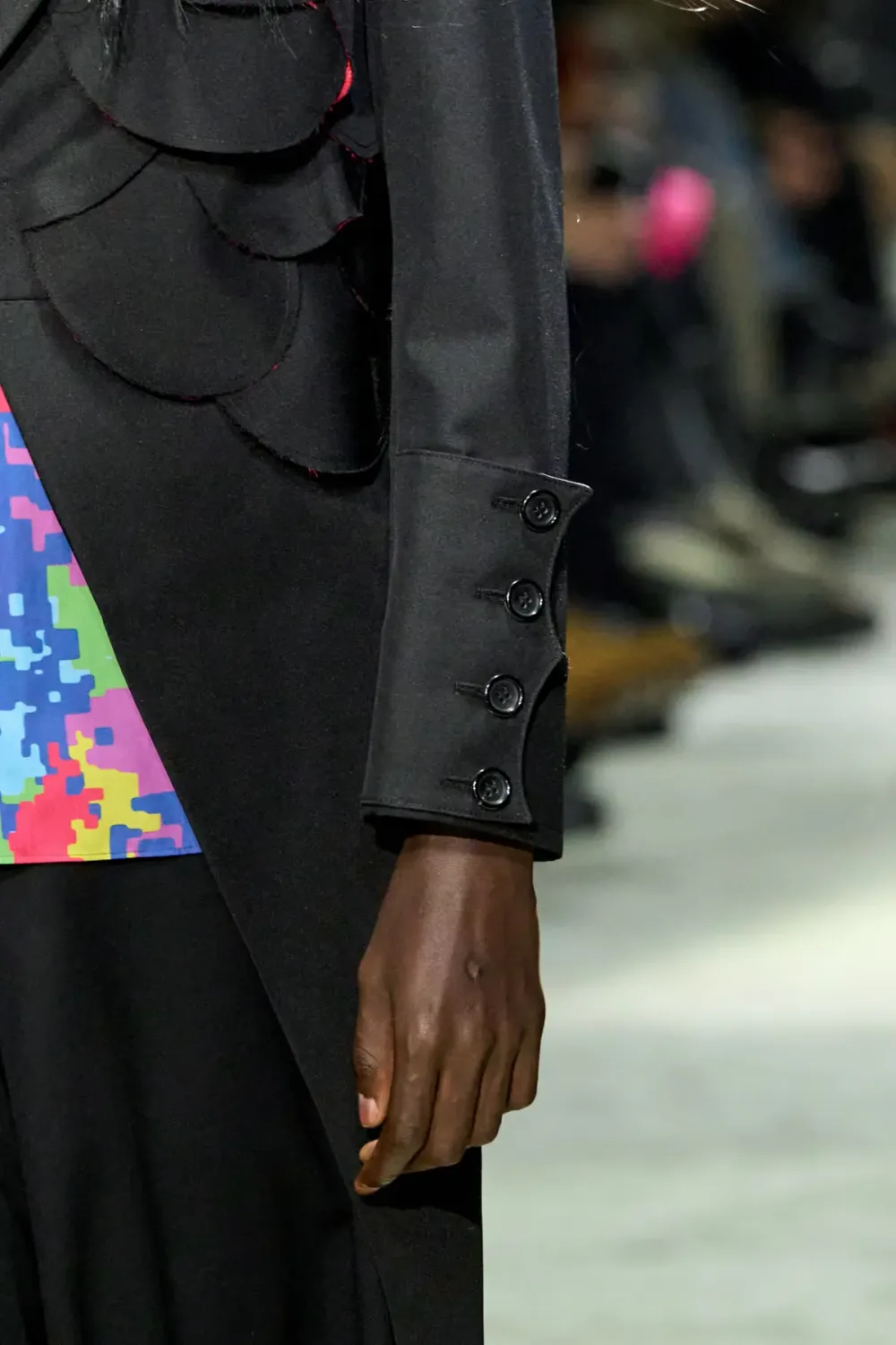 コムデギャルソンオムプリュス 2025年秋冬 LOOK 14 / VIEW 4
