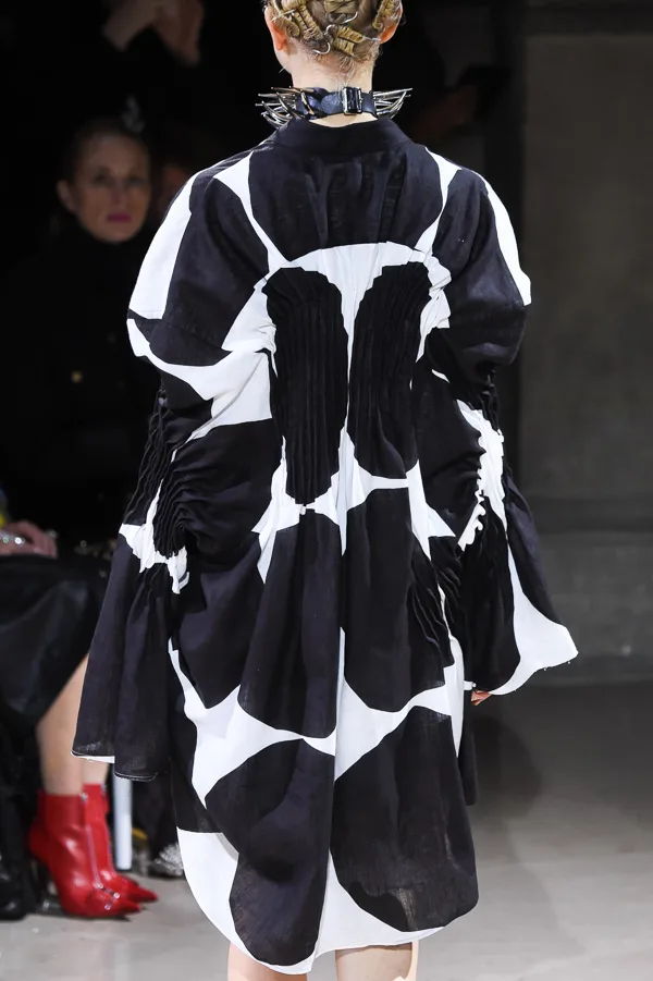 ジュンヤワタナベ 2018春夏 LOOK 17 / VIEW 2