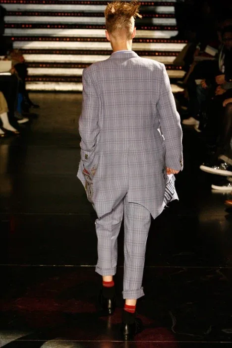 コムデギャルソンオムプリュス 2008秋冬 LOOK 15 / VIEW 2