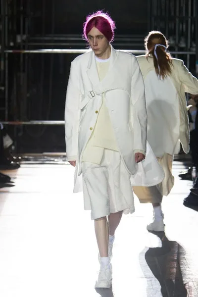 コムデギャルソンオムプリュス 2018秋冬 LOOK 25