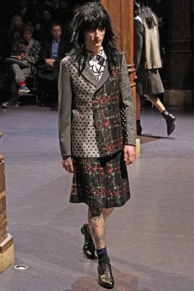 コムデギャルソンオムプリュス 2012秋冬 LOOK 26