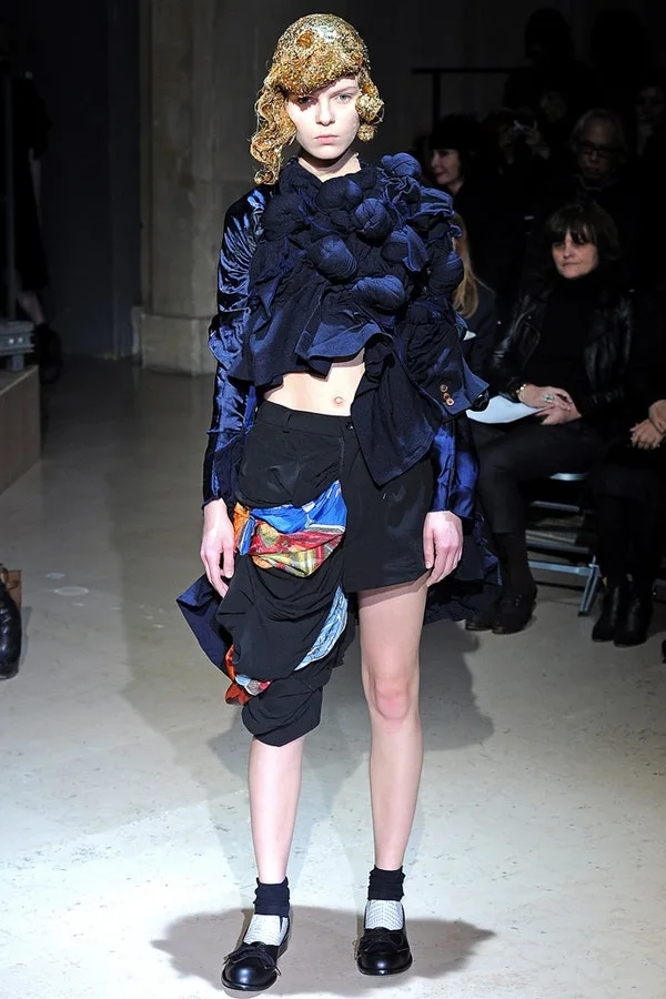 コムデギャルソン 2011秋冬 LOOK 10
