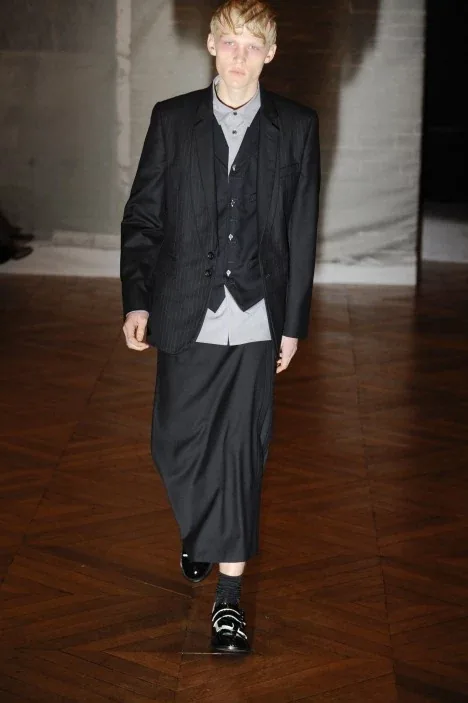 コムデギャルソンオムプリュス 2009秋冬 LOOK 8