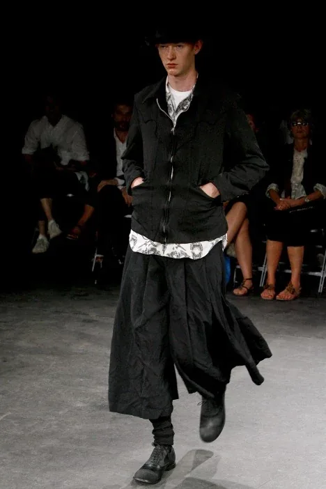 コムデギャルソンオムプリュス 2009春夏 LOOK 44