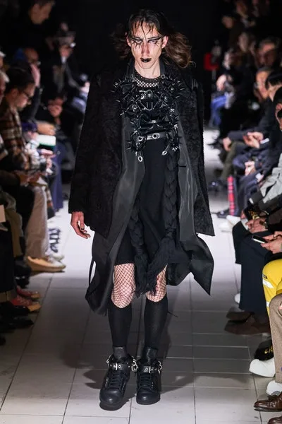 コムデギャルソンオムプリュス 2019秋冬 LOOK 10