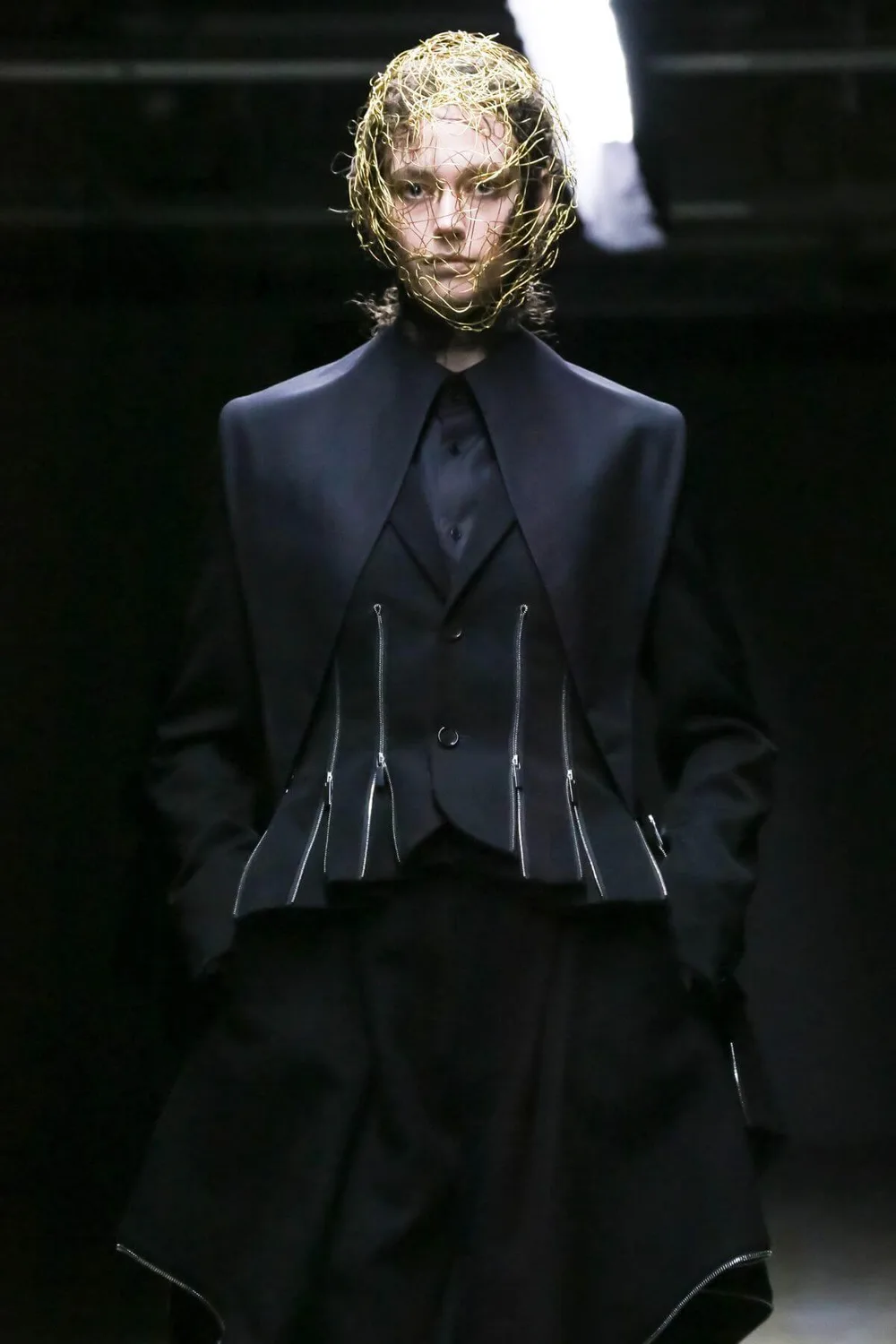 ノワールケイニノミヤ 2022年秋冬 LOOK 7 / VIEW 2