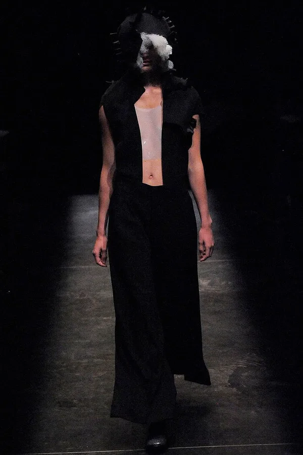 コムデギャルソン 2009春夏 LOOK 11
