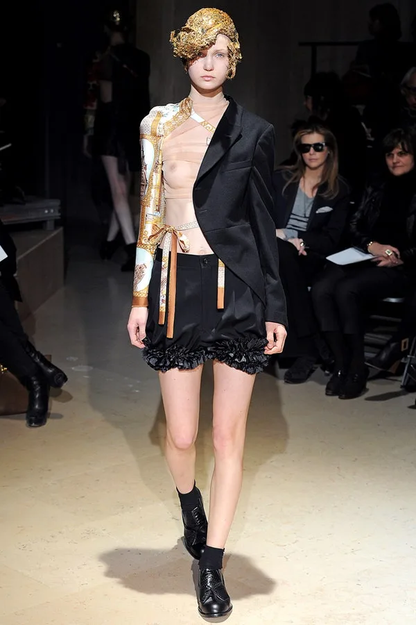 コムデギャルソン 2011秋冬 LOOK 30