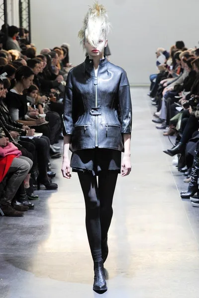 ジュンヤワタナベ 2011秋冬 LOOK 2