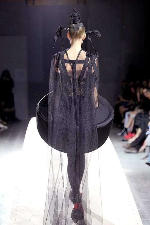 コムデギャルソン 2014春夏 LOOK 18 / VIEW 2