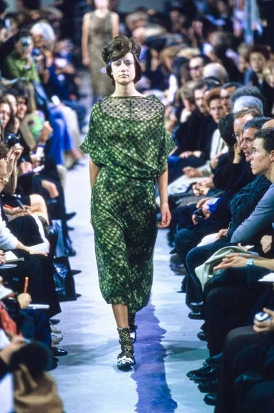 コムデギャルソン 2001春夏 LOOK 49