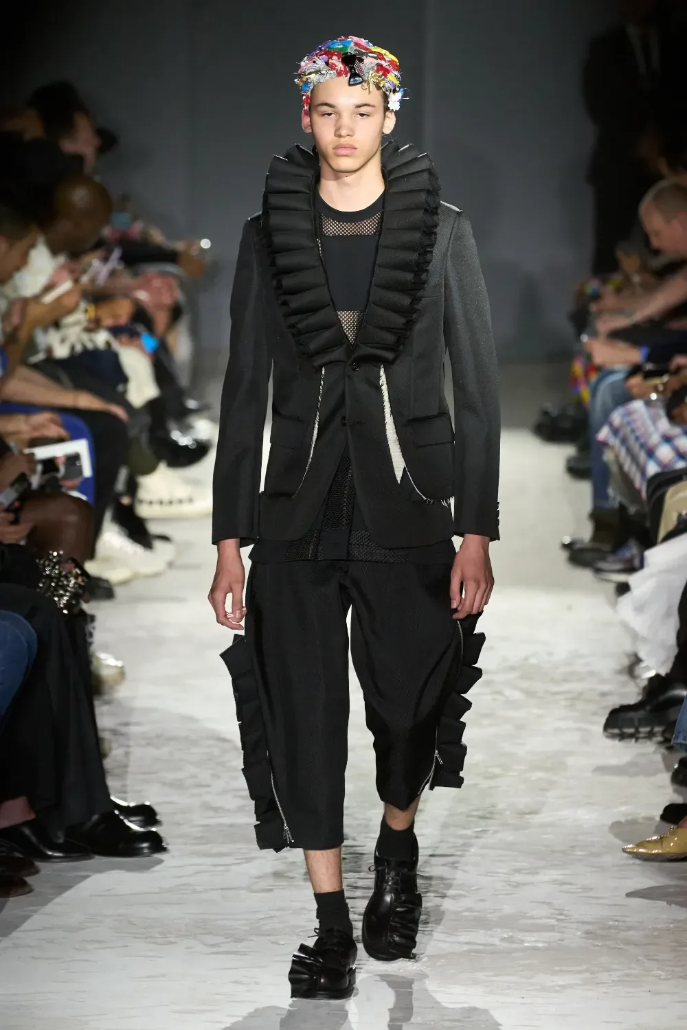 コムデギャルソンオムプリュス 2025年春夏 LOOK 5
