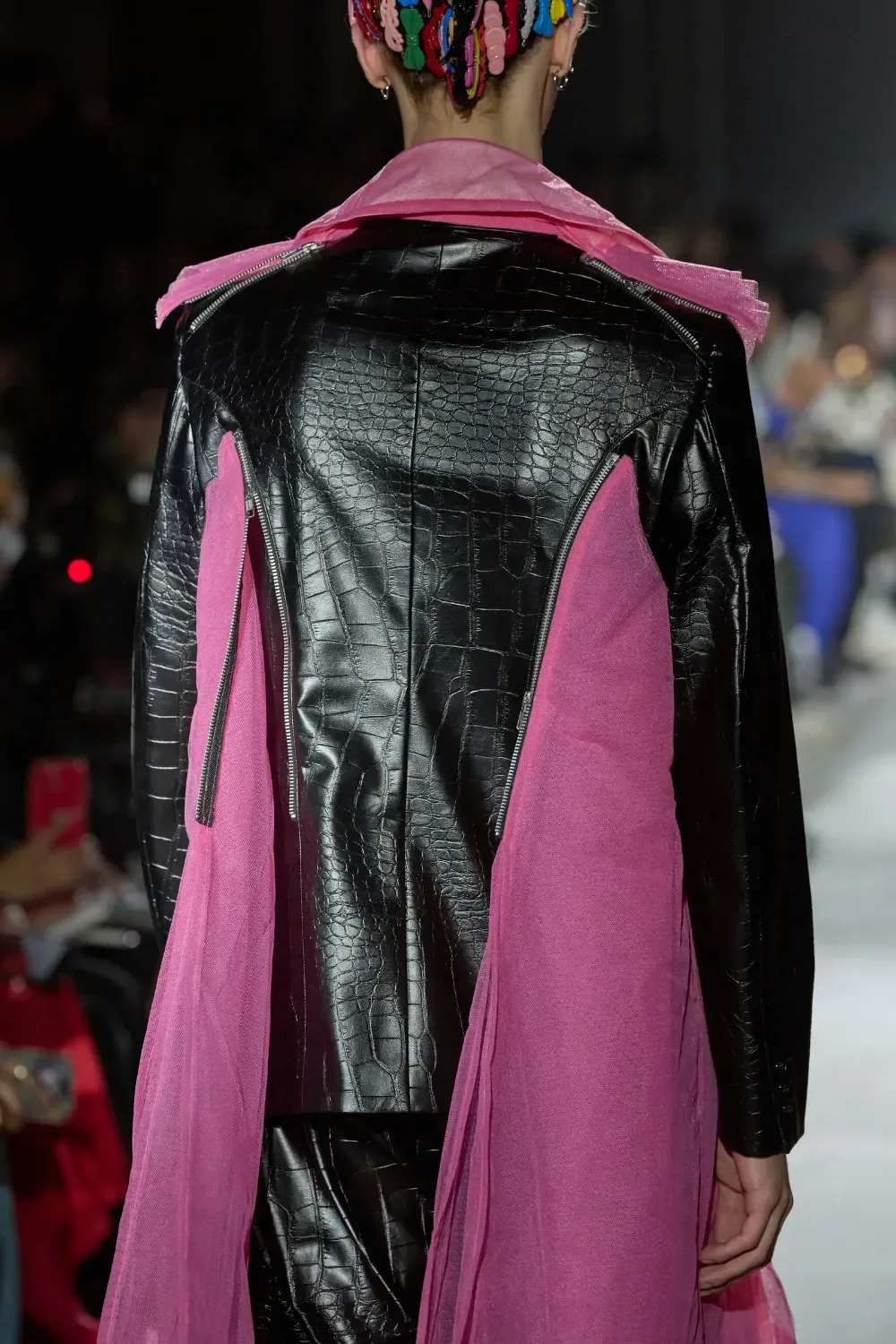 コムデギャルソンオムプリュス 2025年春夏 LOOK 11 / VIEW 4