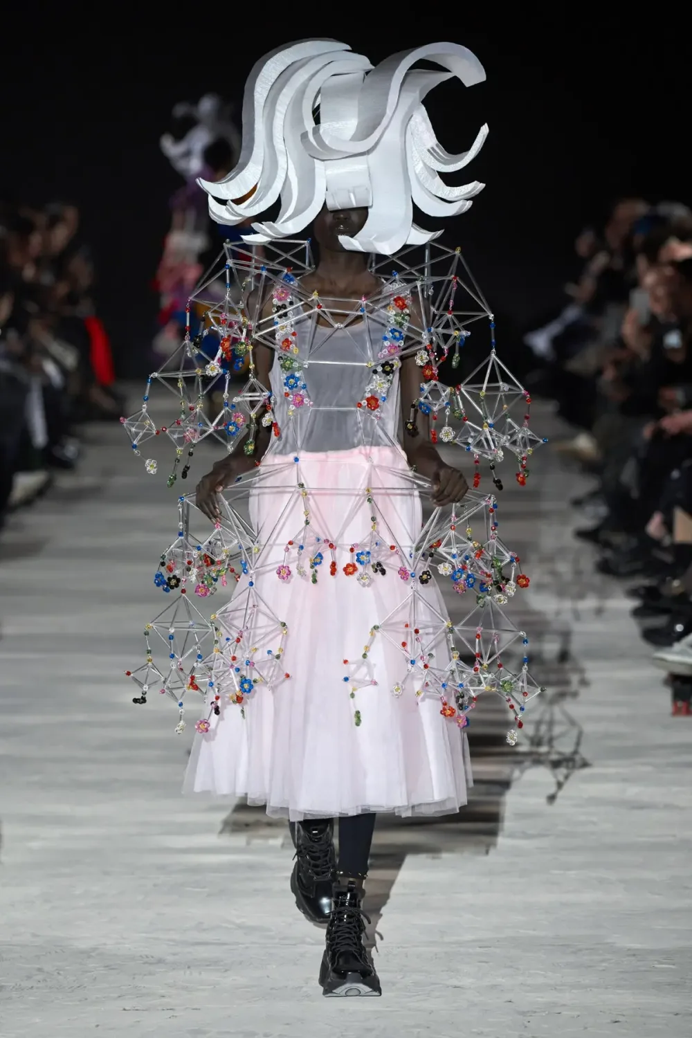 ノワールケイニノミヤ 2025年秋冬 LOOK 32